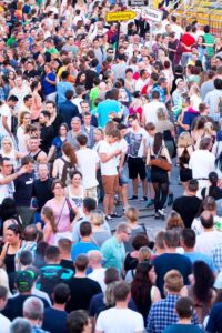 Sicherheitsgefahren bei einem Volksfest und Stadtfest